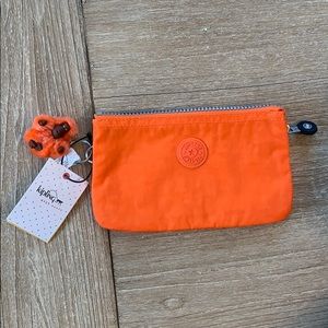 Kipling pouch